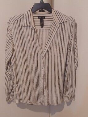 Axcess Classic Fit Black/White Vertical Striped Button down Collared Shirt Large